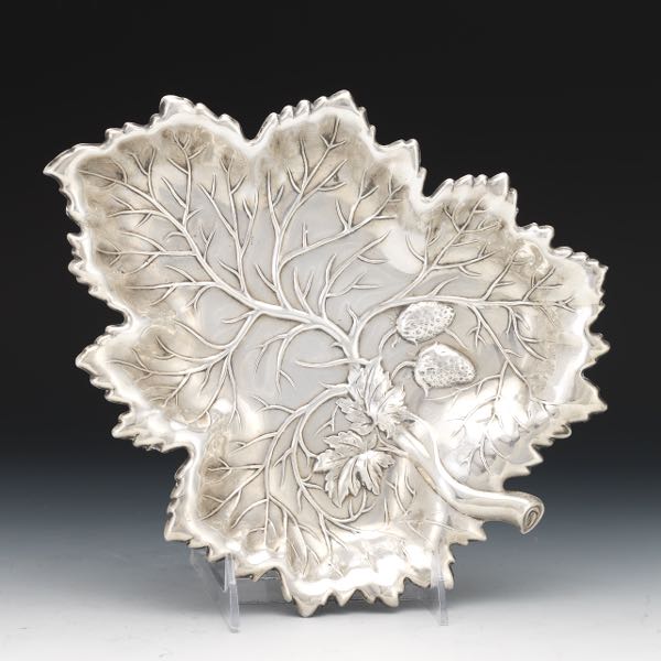 STERLING SILVER STRAWBERRY LEAF
