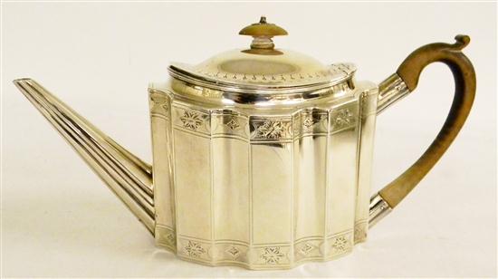 Sterling: teapot with floral and