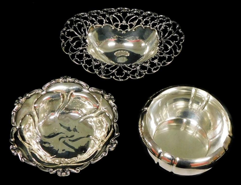 STERLING: THREE SMALL SILVER BOWLS,