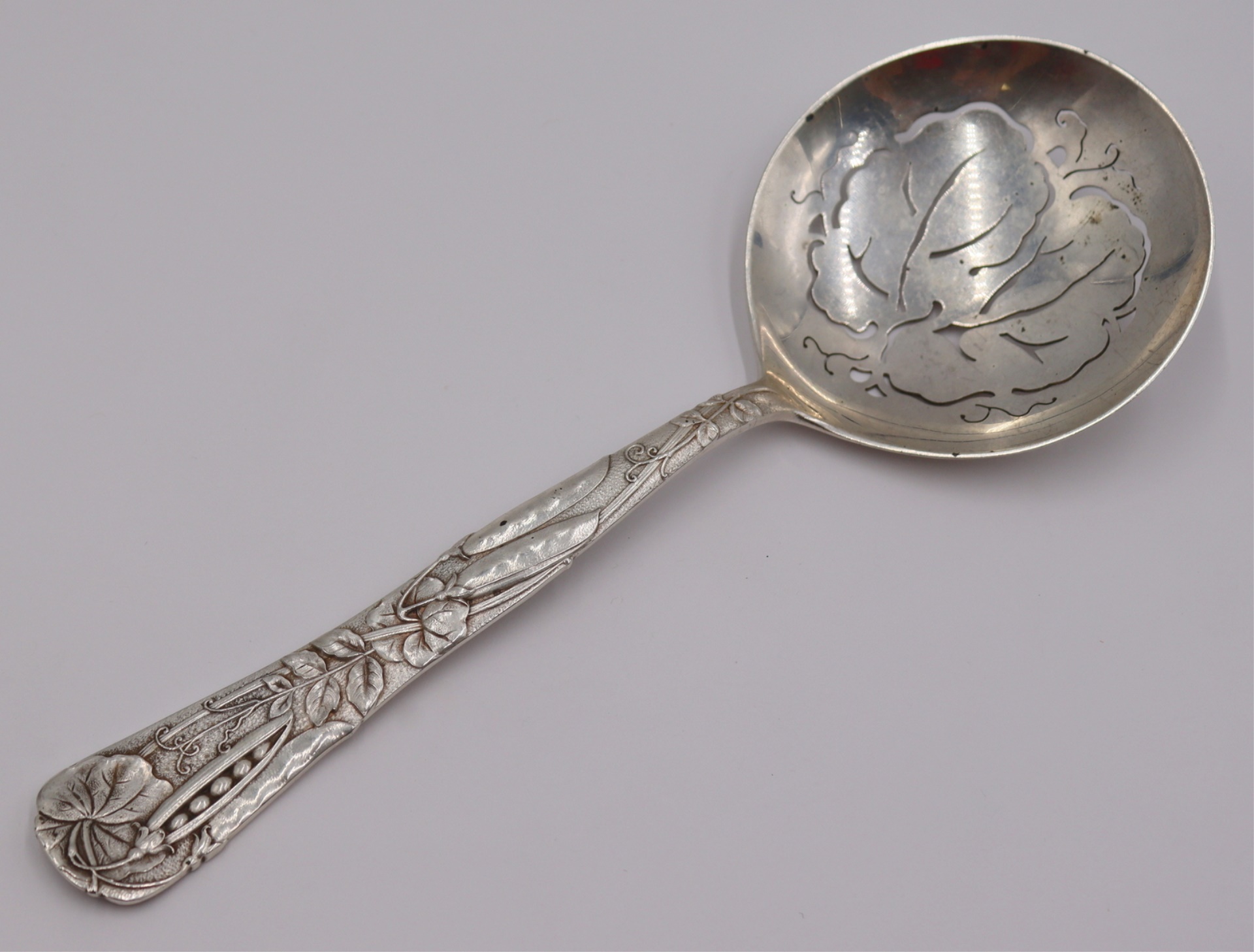 STERLING. TIFFANY & CO. PIERCED PEA