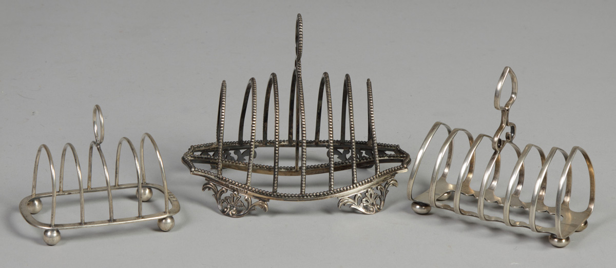 Sterling toast holders 274.