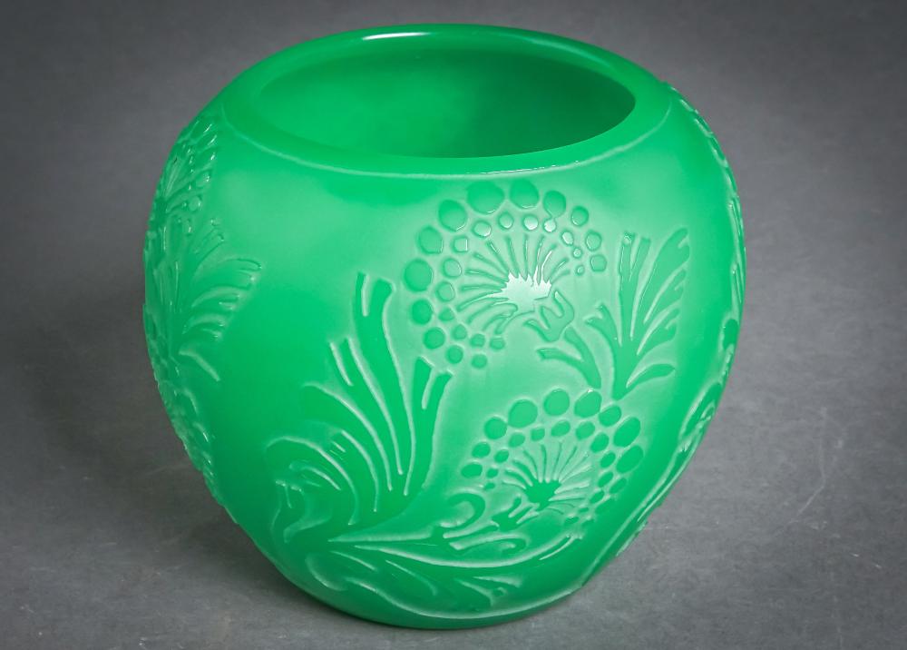 STEUBEN ACID ETCHED GREEN JADE