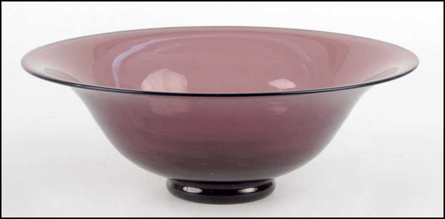 STEUBEN AMETHYST GLASS CENTER BOWL.