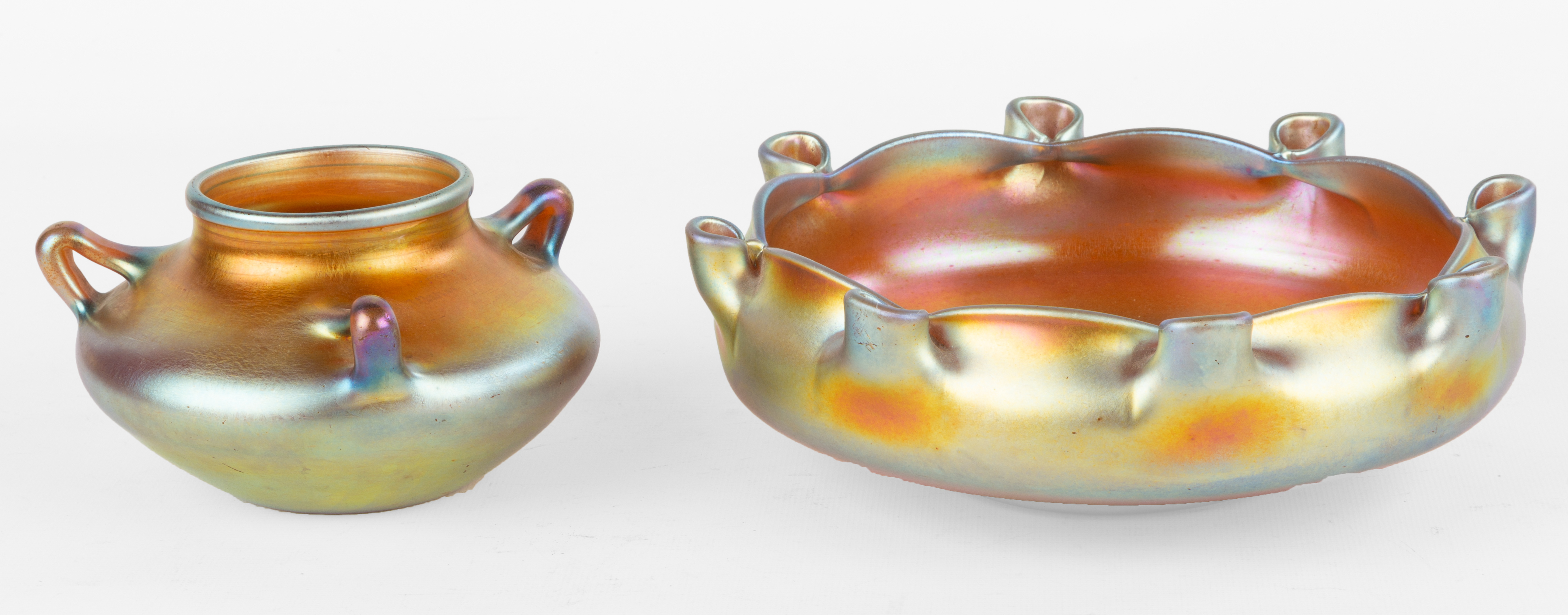 STEUBEN AURENE CENTERPIECE &