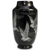 STEUBEN BLACK ALABASTER VASEDE