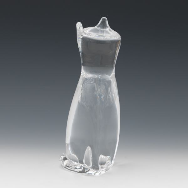 STEUBEN CAT FIGURINE  9 ?" x 3 ?" x