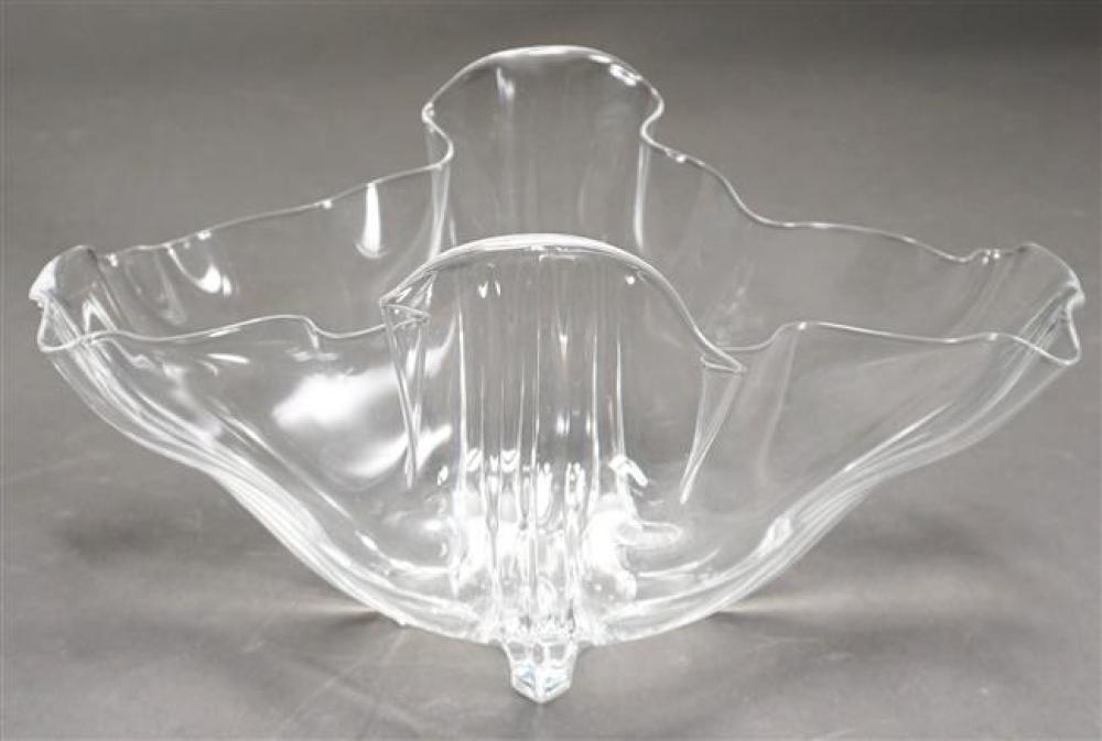 STEUBEN CRYSTAL CENTER BOWL,