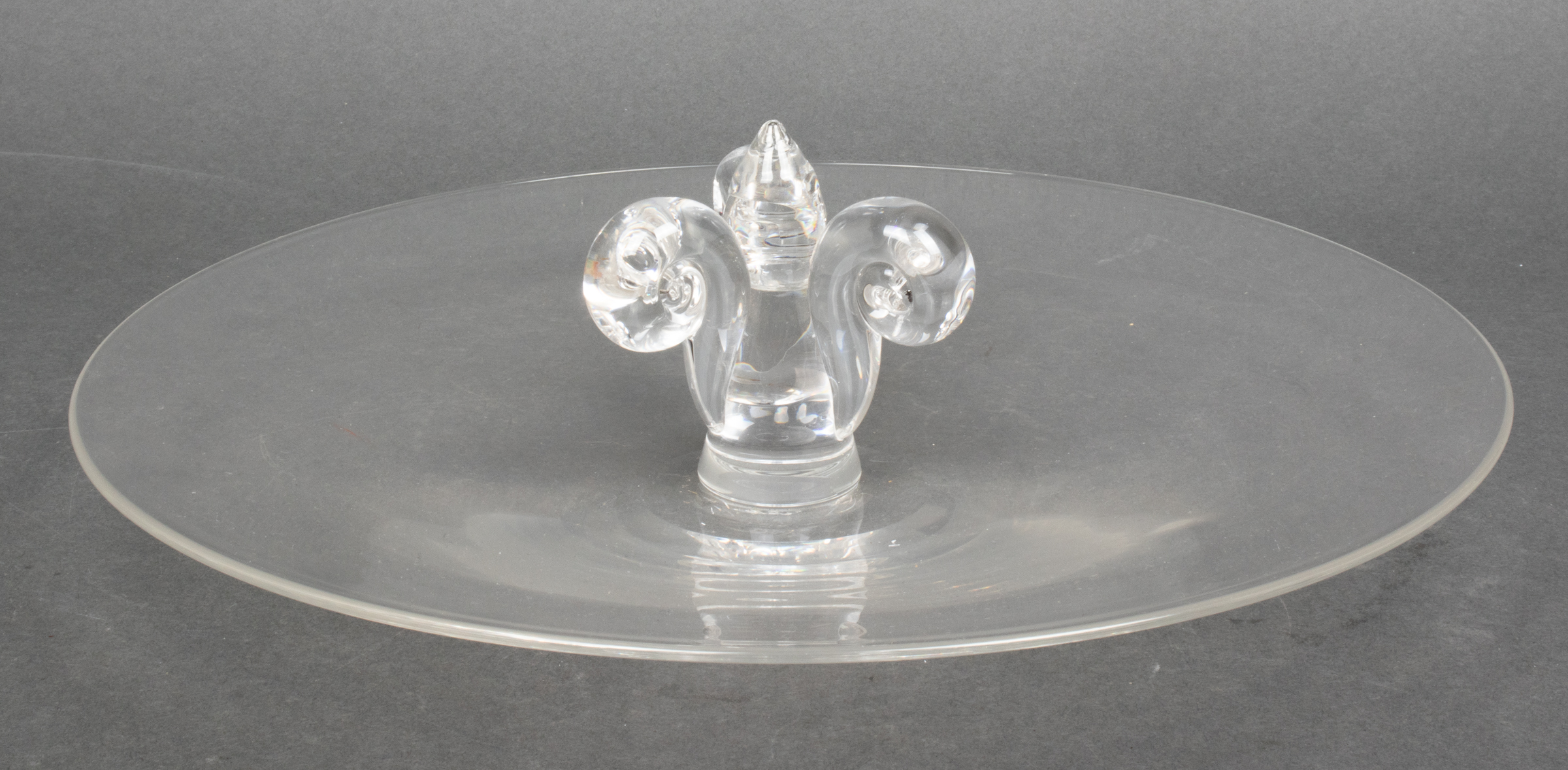 STEUBEN CRYSTAL MODERN FLEUR-DE-LIS