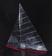 STEUBEN CRYSTAL SAILBOAT: In o