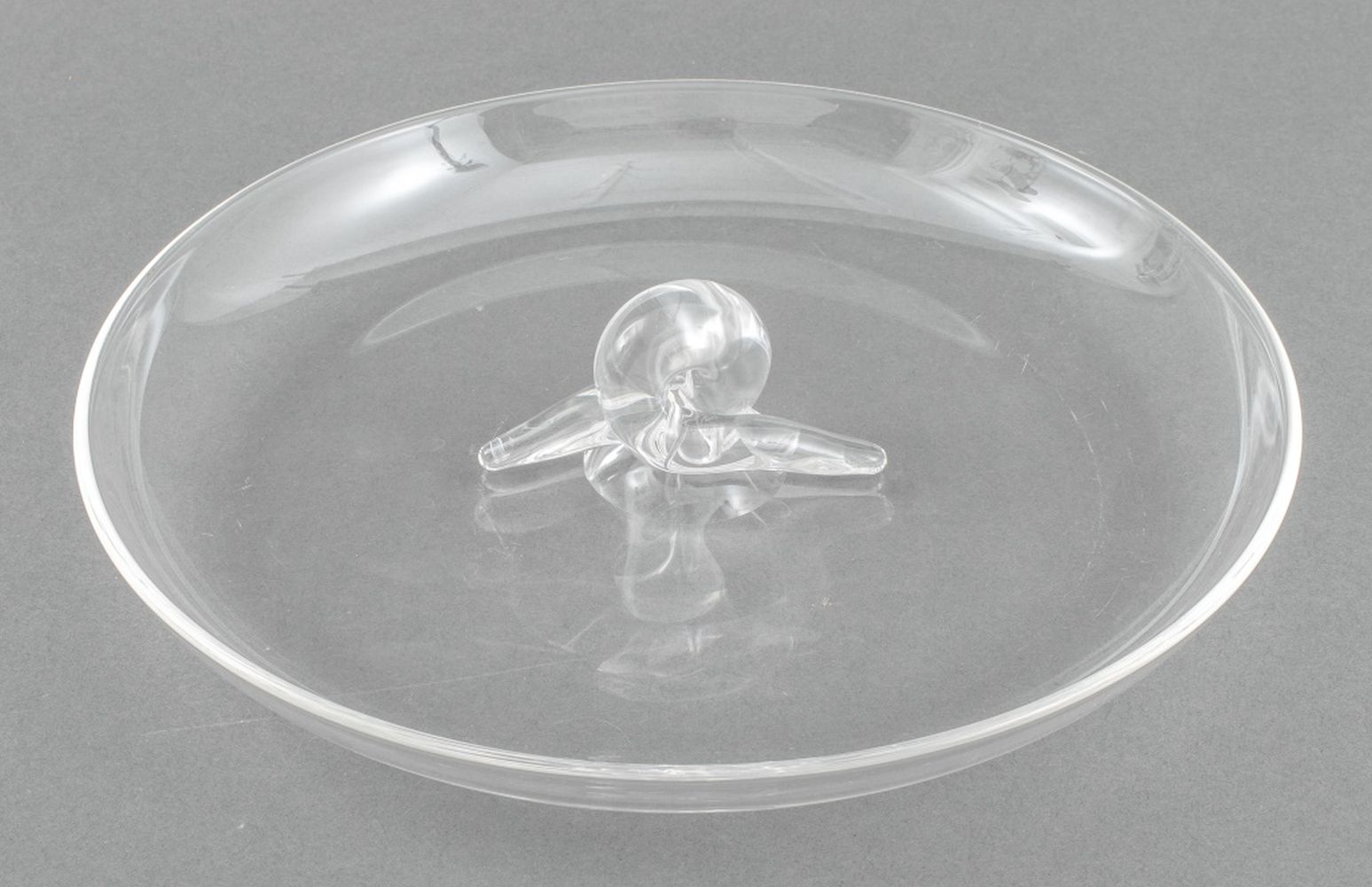 STEUBEN CRYSTAL SERVING PLATE