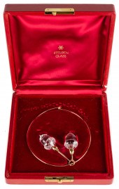 STEUBEN GLASS ACORN 18K GOLD P