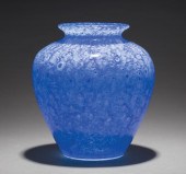STEUBEN GLASS BLUE CLUTHRA VAS