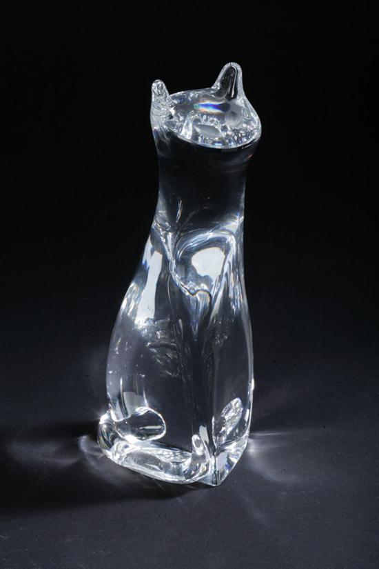 STEUBEN GLASS CAT #8102. - 9 in.