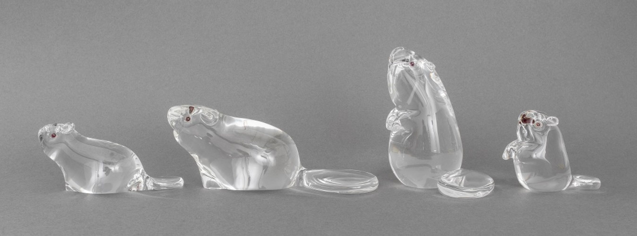 STEUBEN GLASS GROUP OF BEAVER