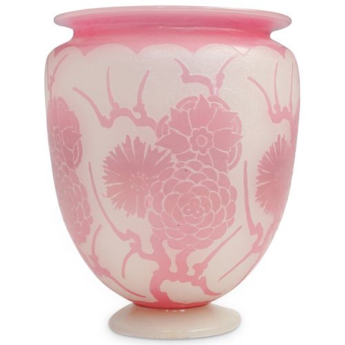 STEUBEN GLASS VASE "FIRECONE
