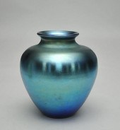 STEUBEN GLOBULAR VASELarge blu