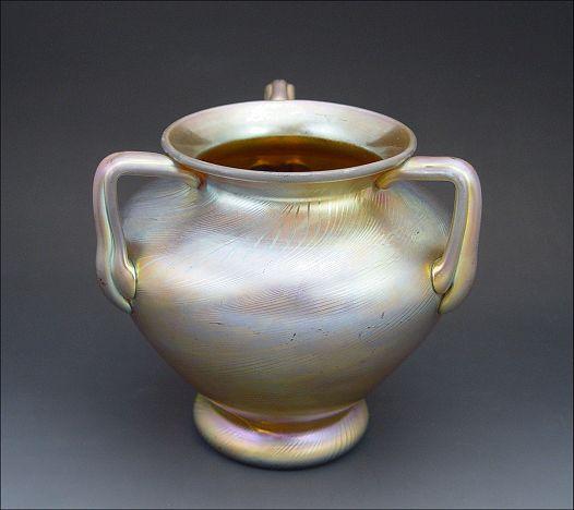 STEUBEN GOLD AURENE ART GLASS VASE: