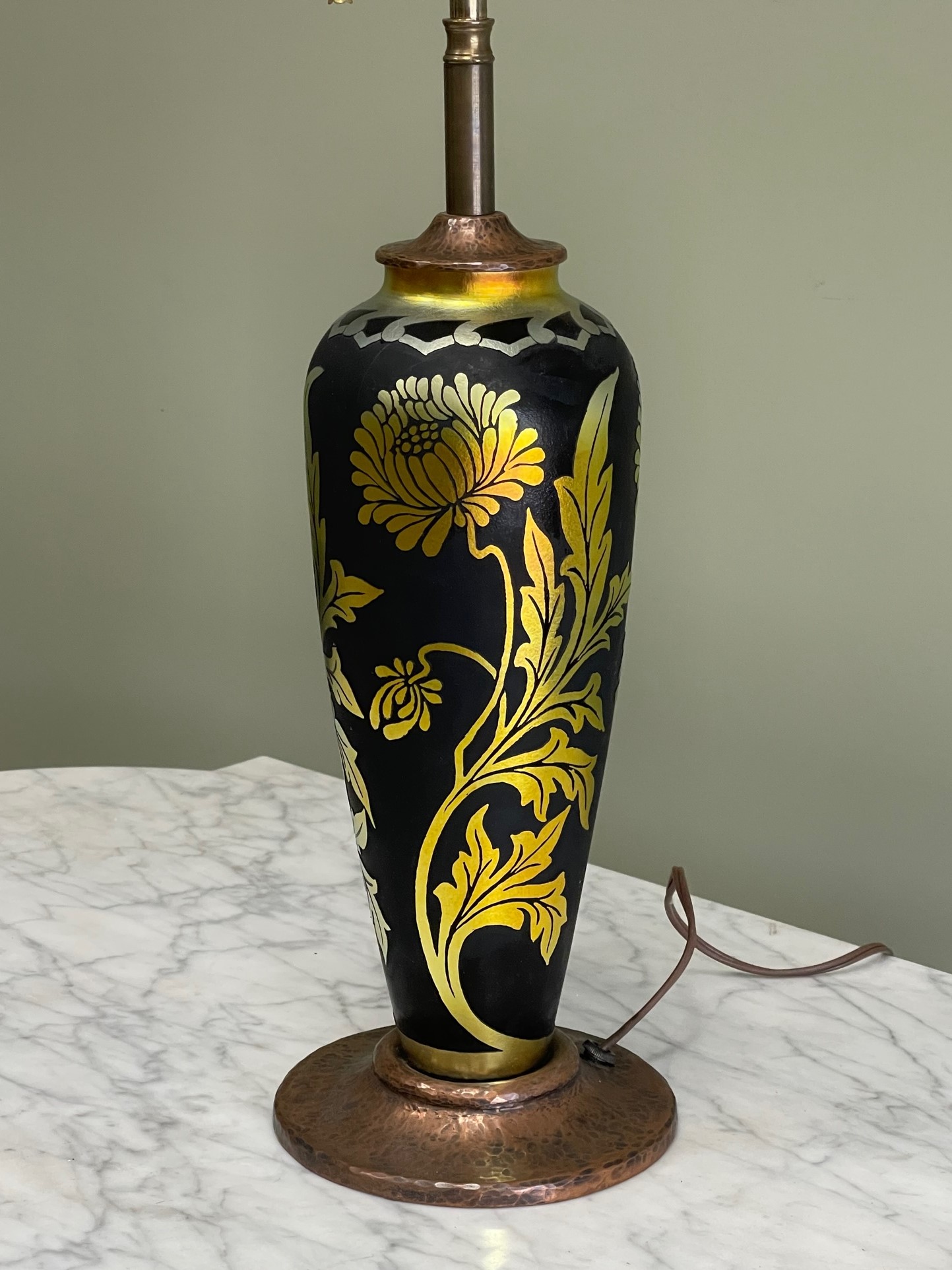 STEUBEN GOLD AURENE CUT TO BLACK