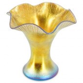 STEUBEN GOLD AURENE VASEDESCRI