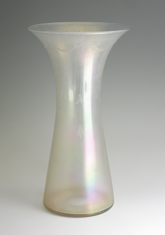 STEUBEN / HAWKES VERRE DE SOIE