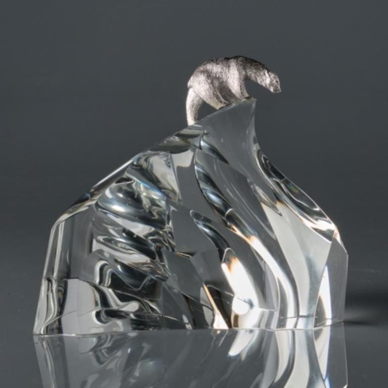 STEUBEN 'ICE BEAR' SCULPTURE BY