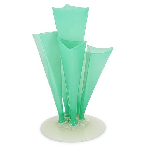 STEUBEN JADE GREEN SIX PRONG