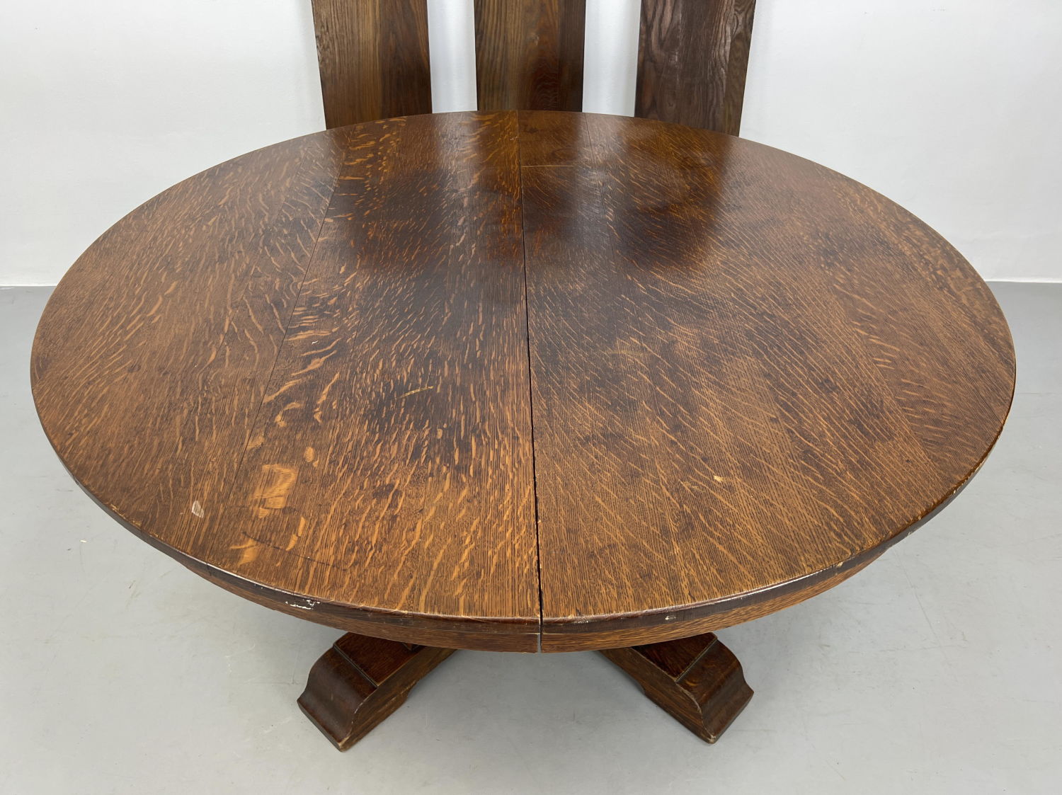 STICKLEY BROS Quaint Dining table