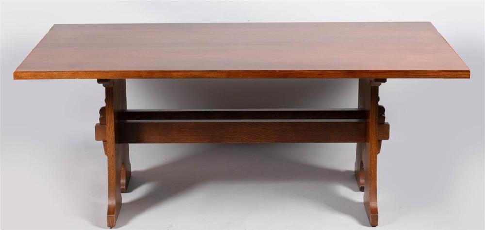 STICKLEY OAK DINING TABLE H: 30 X