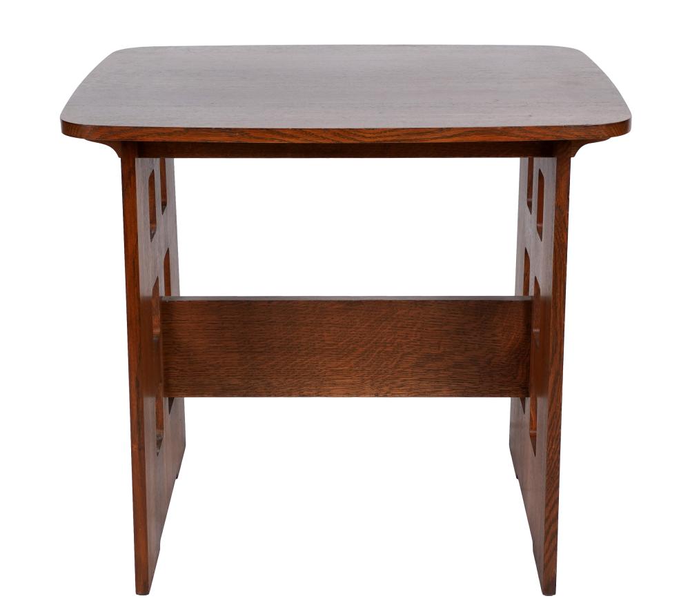 STICKLEY OAK LAMP TABLE21st