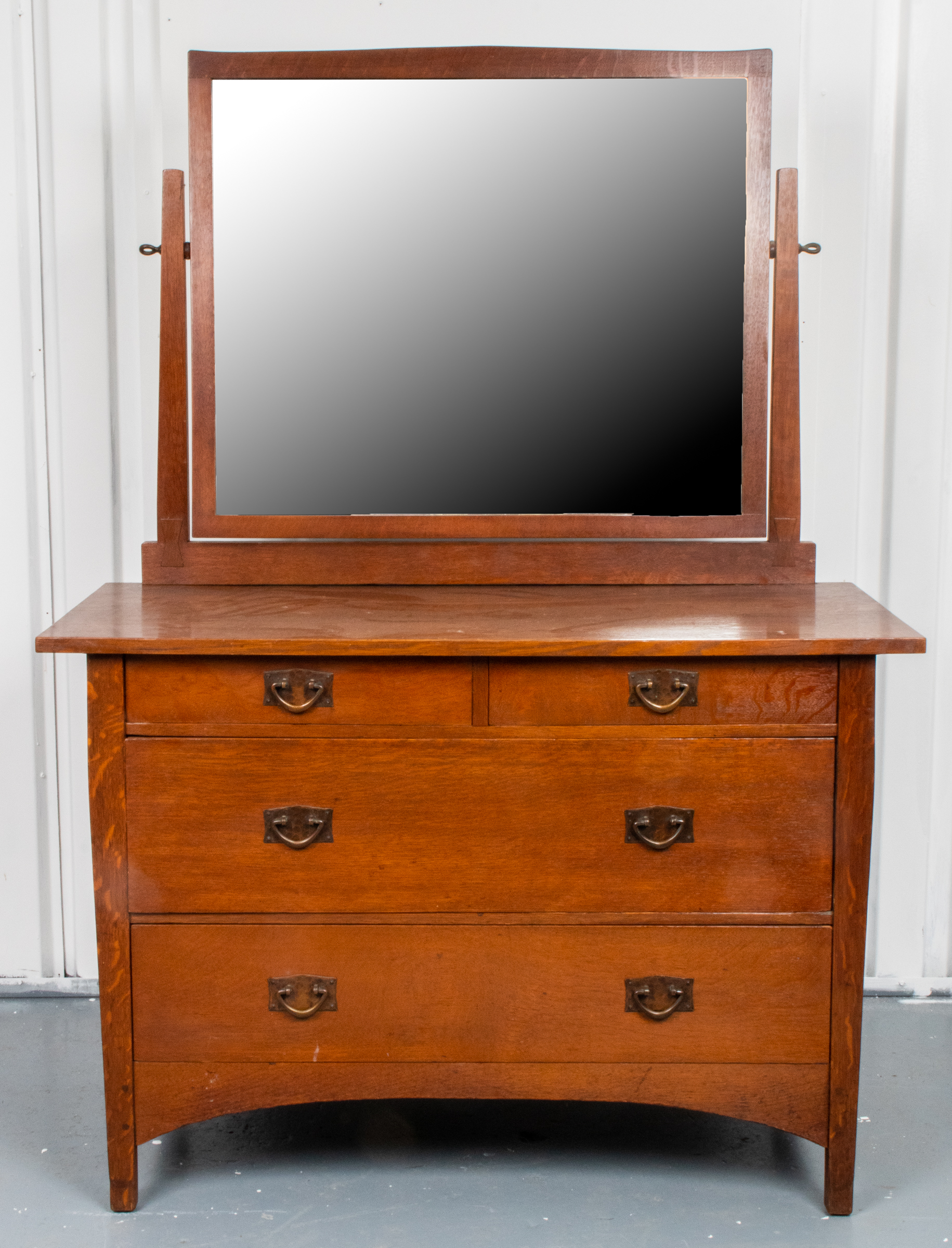 STICKLEY OAK MIRRORED DRESSER /