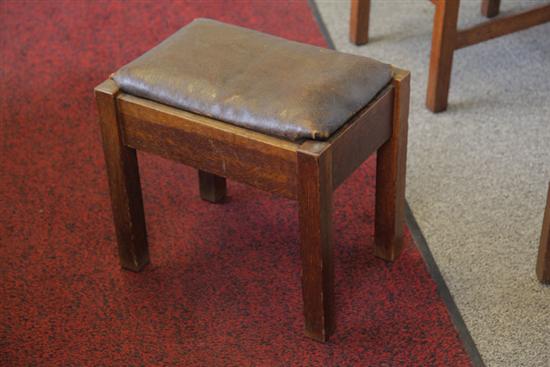 STICKLEY QUAINT FURNITURE
