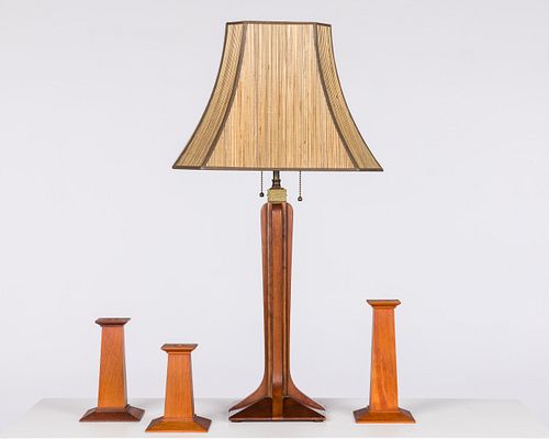 STICKLEY TABLE LAMP AND THREE