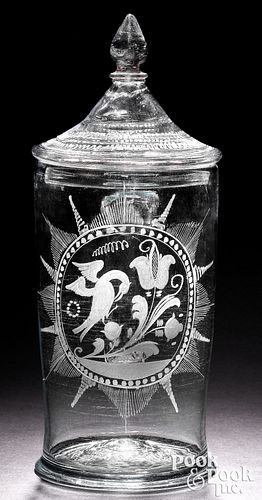 STIEGEL TYPE ENGRAVED GLASS TANKARD