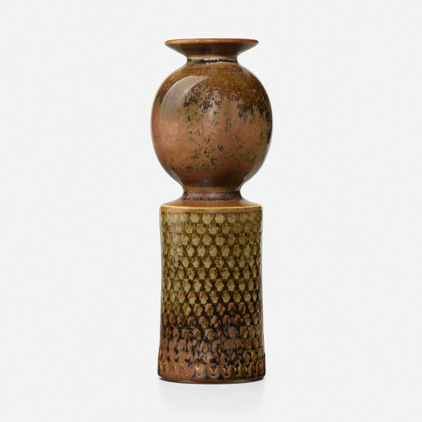 Stig Lindberg. Vase. 1968, glazed