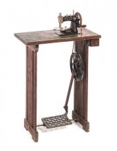 STITCHWELL CHILDS TREADLE SEWI