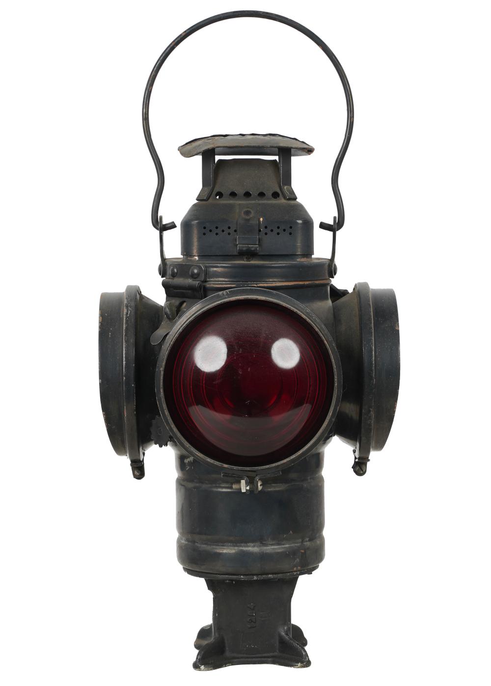STOP LIGHTCondition: heavy wear and