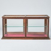 STORE COUNTER DISPLAY CASEAn a