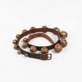 STRAP OF GRADUATED BRONZE SLEI