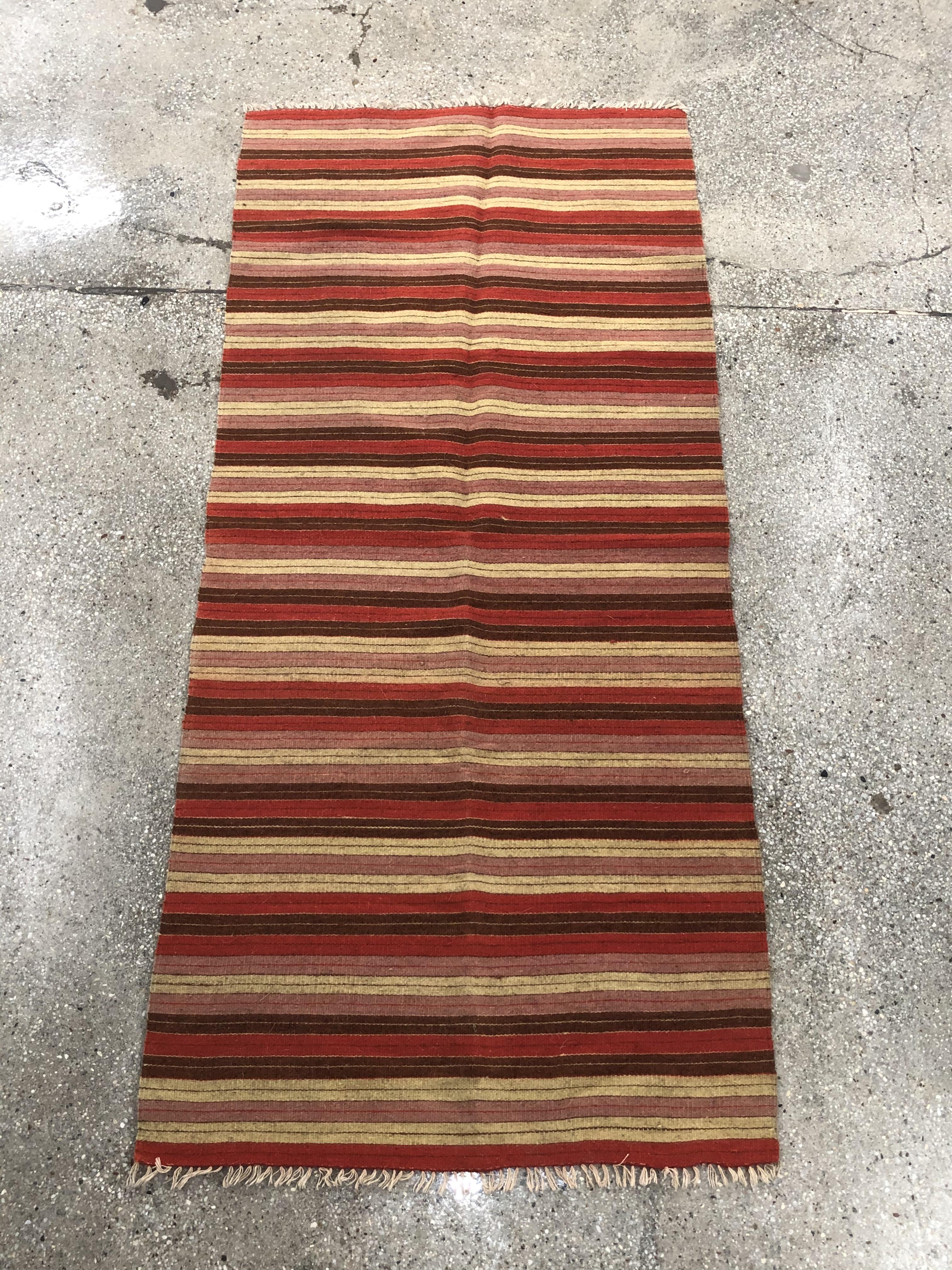 STRIPED FLATWEAVE RUG, 5' X 2' 3"