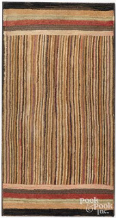 STRIPED HOOKED RUG<br>Large st