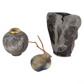 STUDIO ART POTTERY ARTISAN BOW