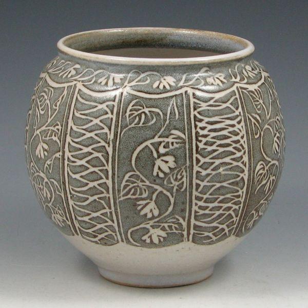 Studio vase by Yoshiko Schranil