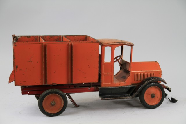 STURDITOY COAL TRUCK C. 1920's