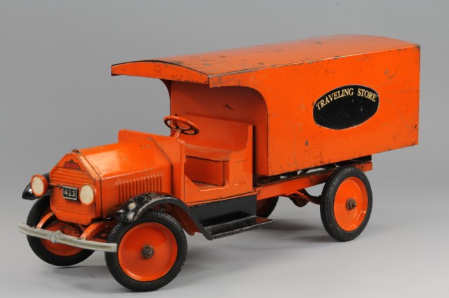 STURDITOY TRAVELING STORE TRUCK