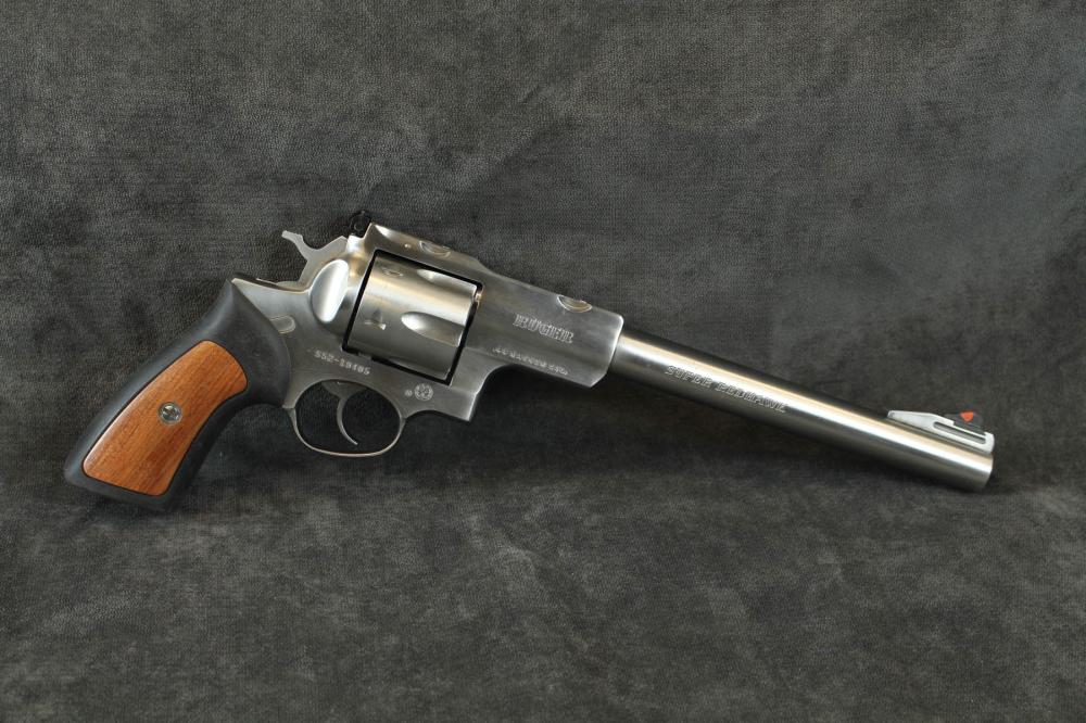 STURM RUGER "SUPER REDHAWK"