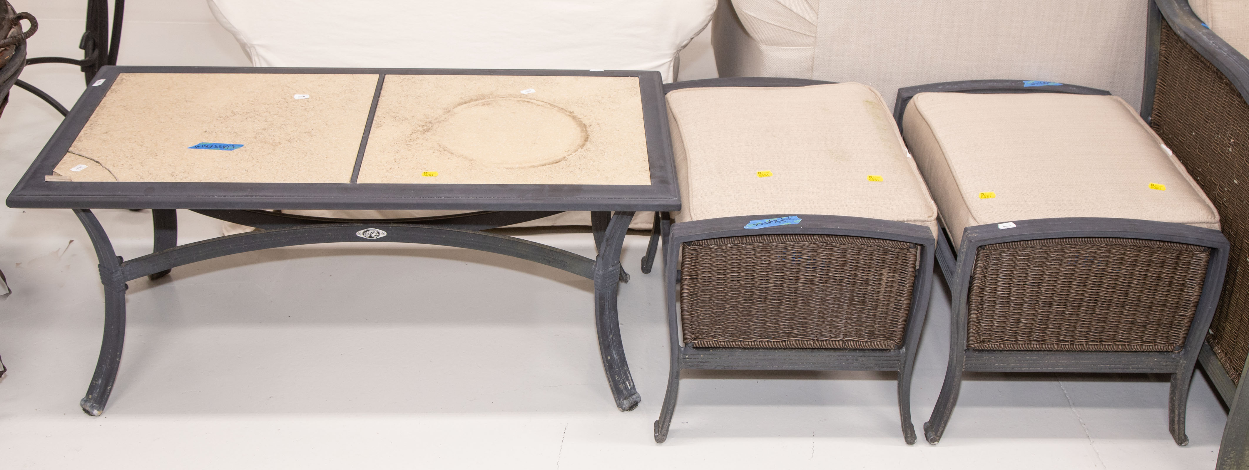SUITE OF CONTEMPORARY OUTDOOR