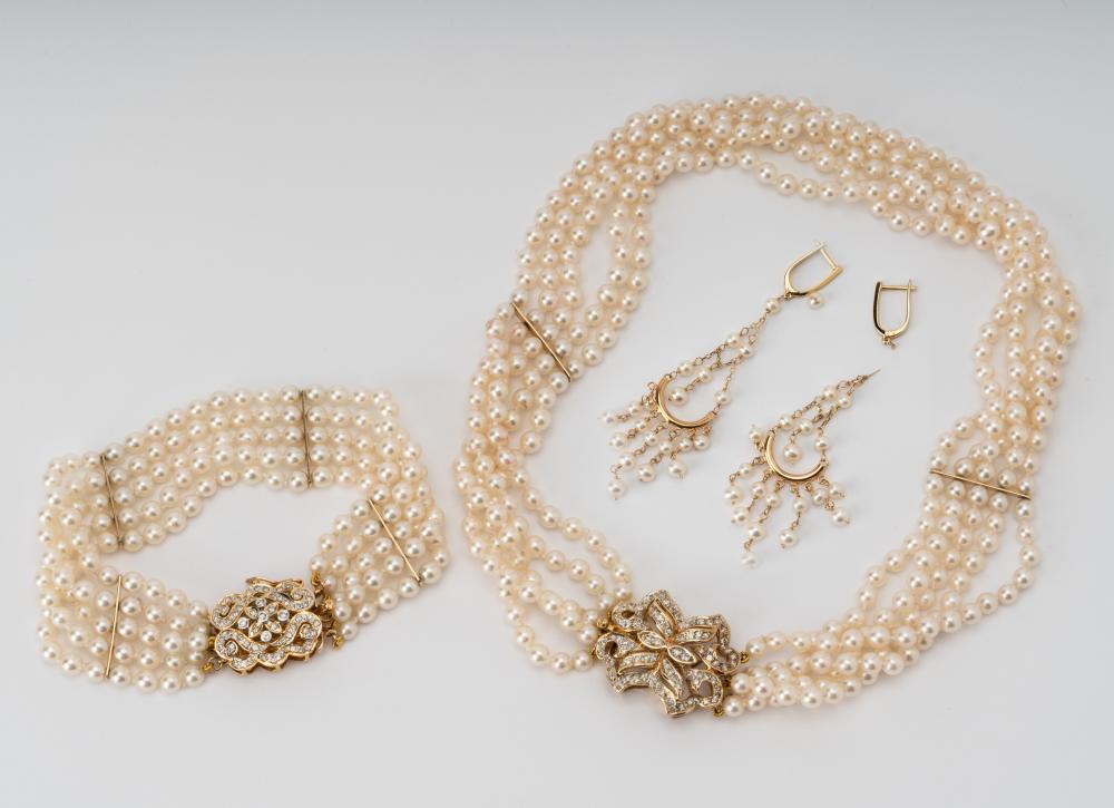 SUITE OF PEARL JEWELRYIncluding one