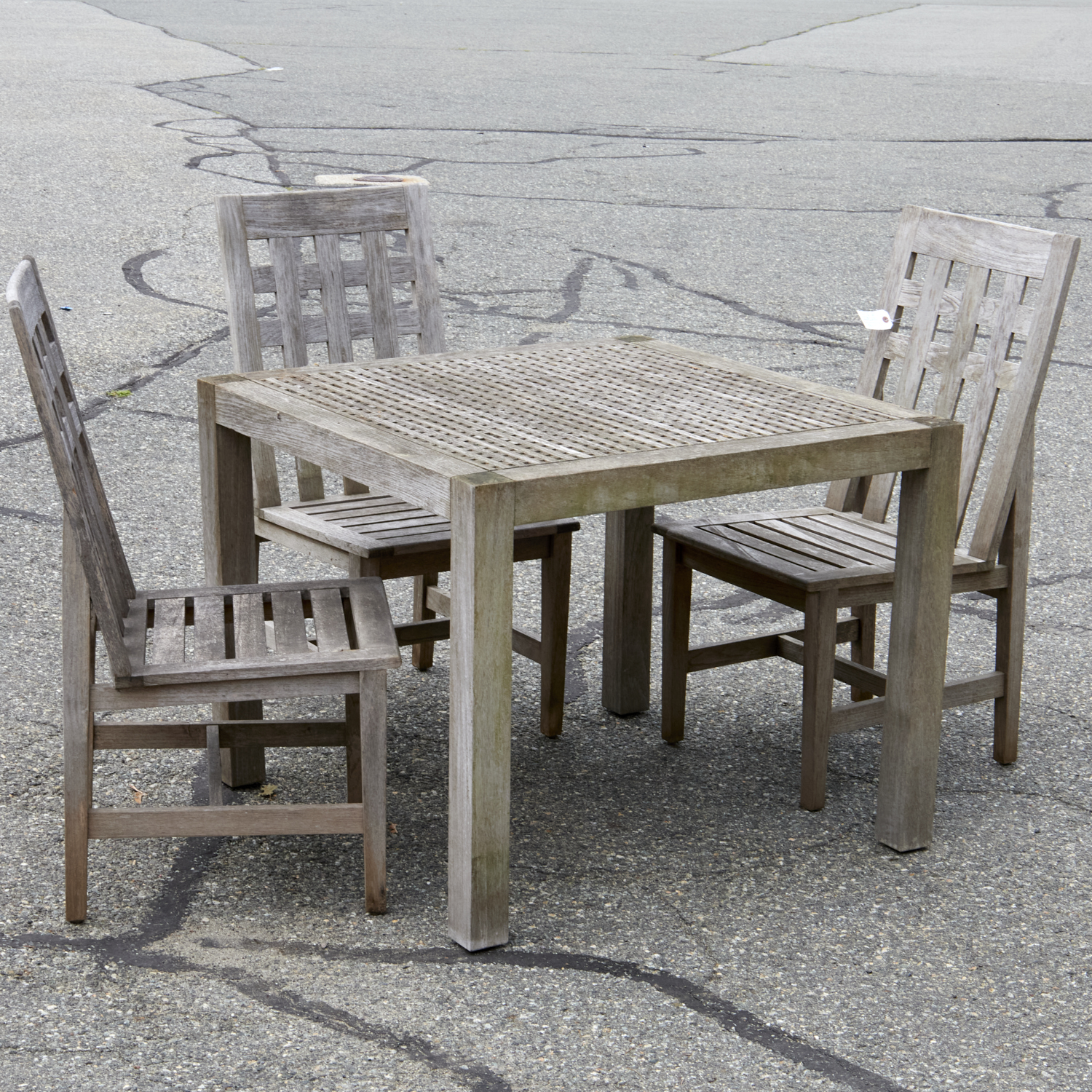 SUMMIT TEAK OUTDOOR DINING TABLE
