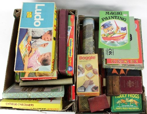 Sundry children's board games etc.