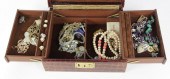 Sundry costume jewellery in a